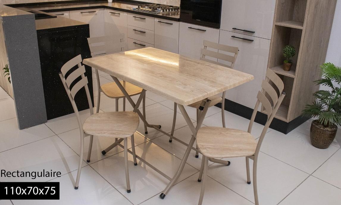 Table rectangulaire 110/75 cm + 4 chaise